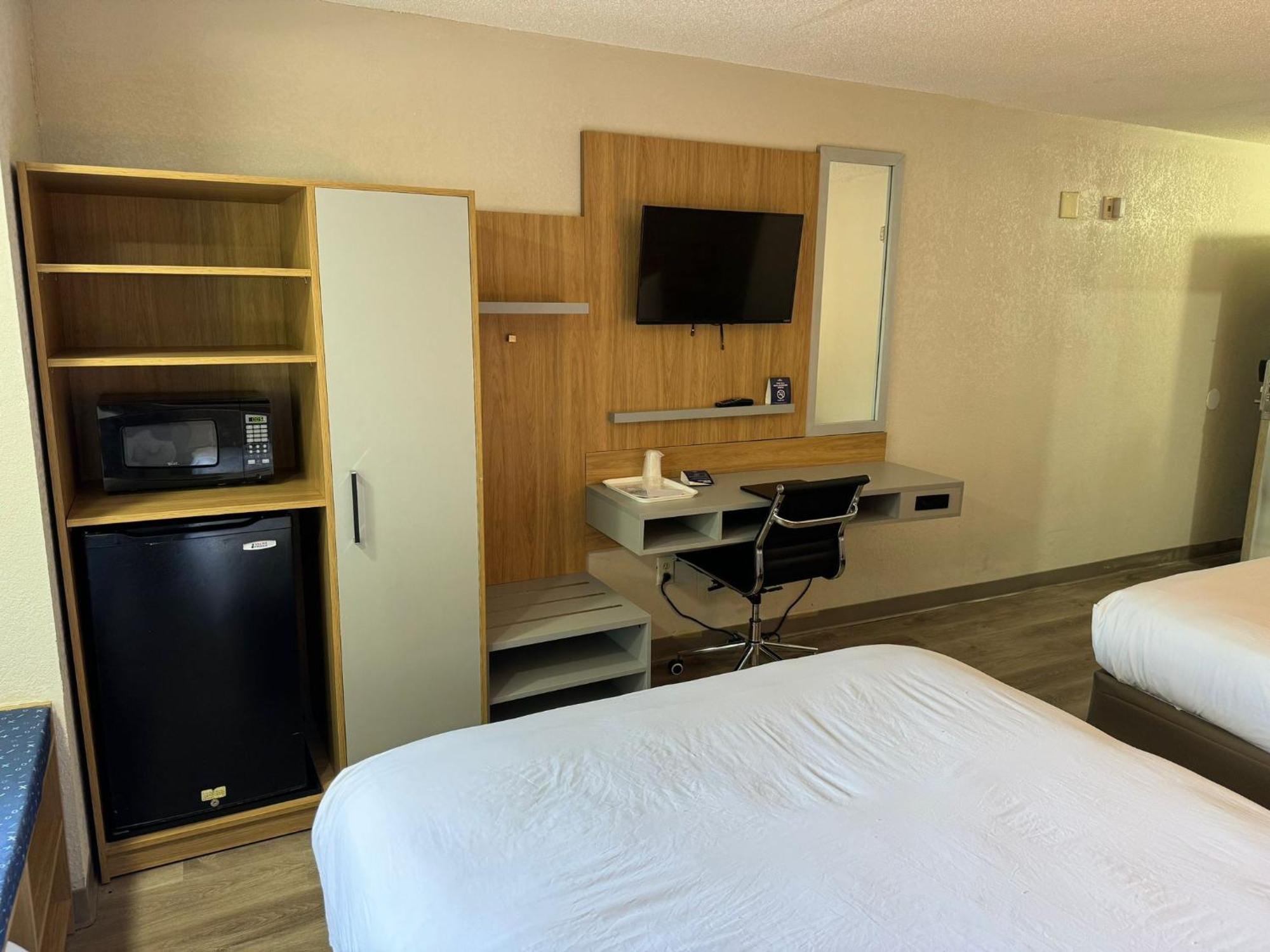 Microtel Inn By Wyndham Winston-Salem Extérieur photo